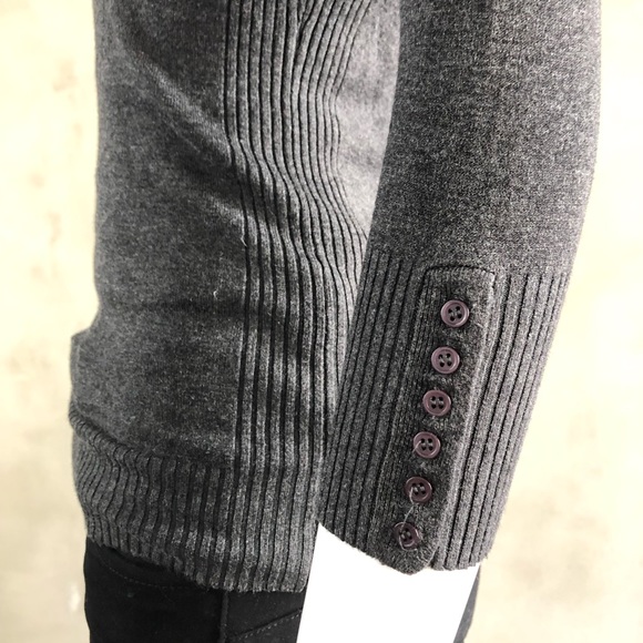 My Gray Cropped Sleeve Turtleneck - Picture 8 of 8